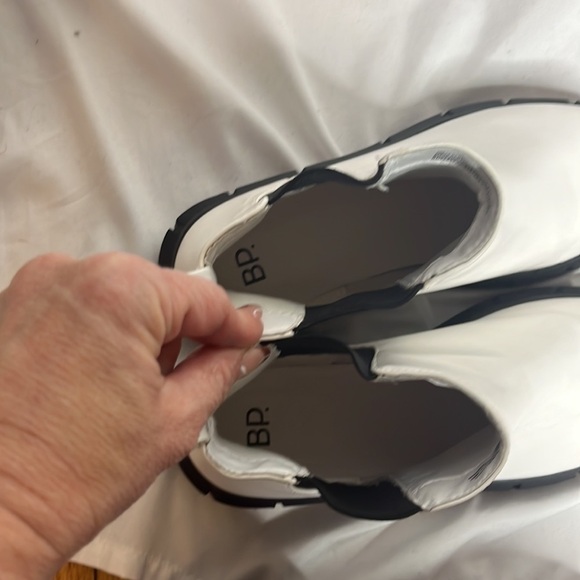 BP. Niya Lug sole Chelsea boot in white - Picture 11 of 11